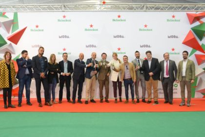 El Kissing Room reúne a autoridades y diseñadores en la inauguración de la edición más ambiciosa de la Feria de la  Moda, patrocinada por Heineken®