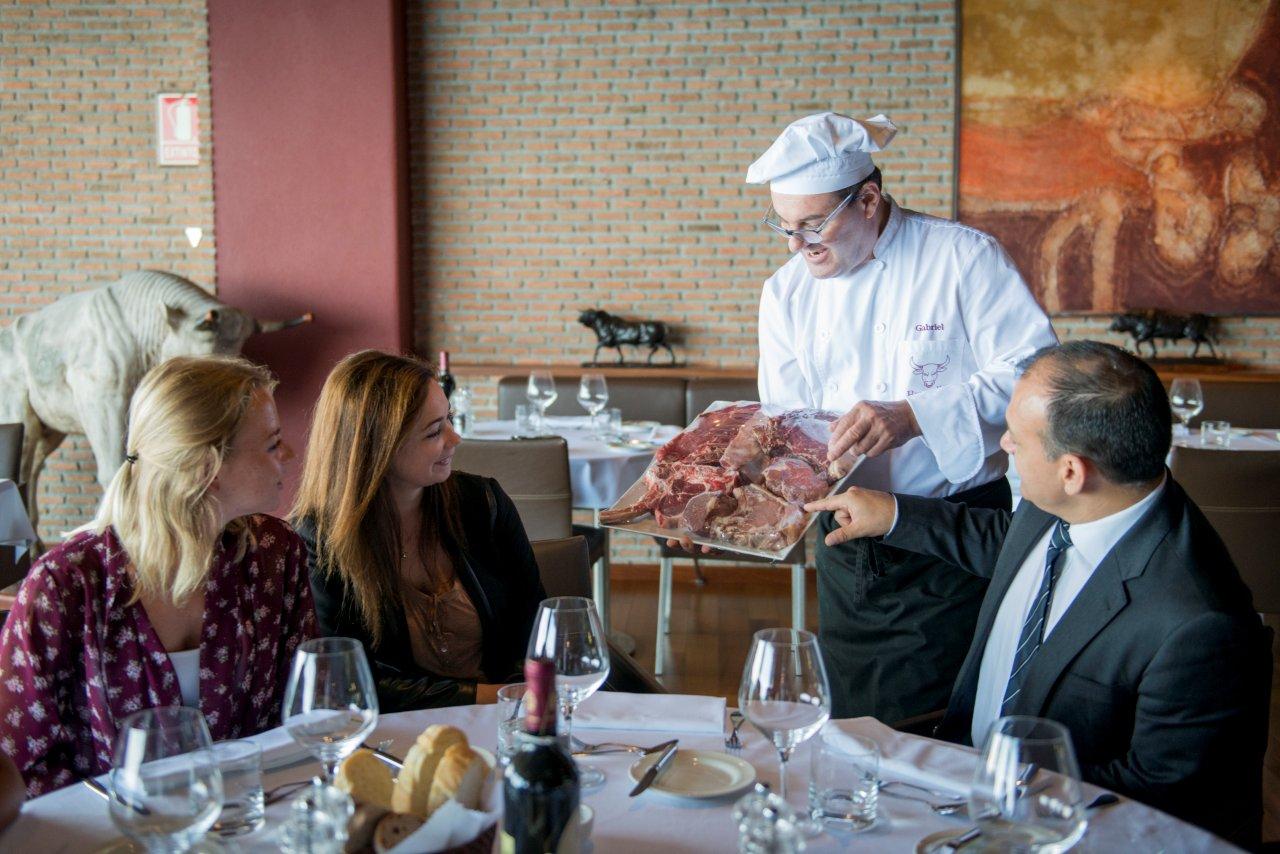 Brunelli’s Steakhouse, mejor restaurante de carne  	de Tenerife según TripAdvisor