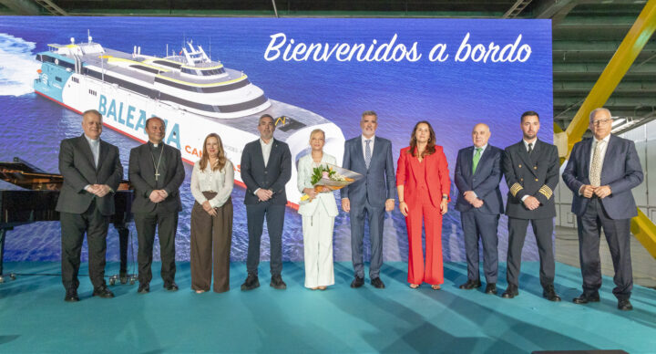 Baleària Canarias presenta el nuevo ‘fast ferry Mercedes Pinto’ que mejora la conectividad entre las islas capitalinas y Fuerteventura