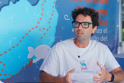 Rubén Acosta, un editor con Canarias entre las manos