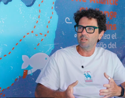Rubén Acosta, un editor con Canarias entre las manos